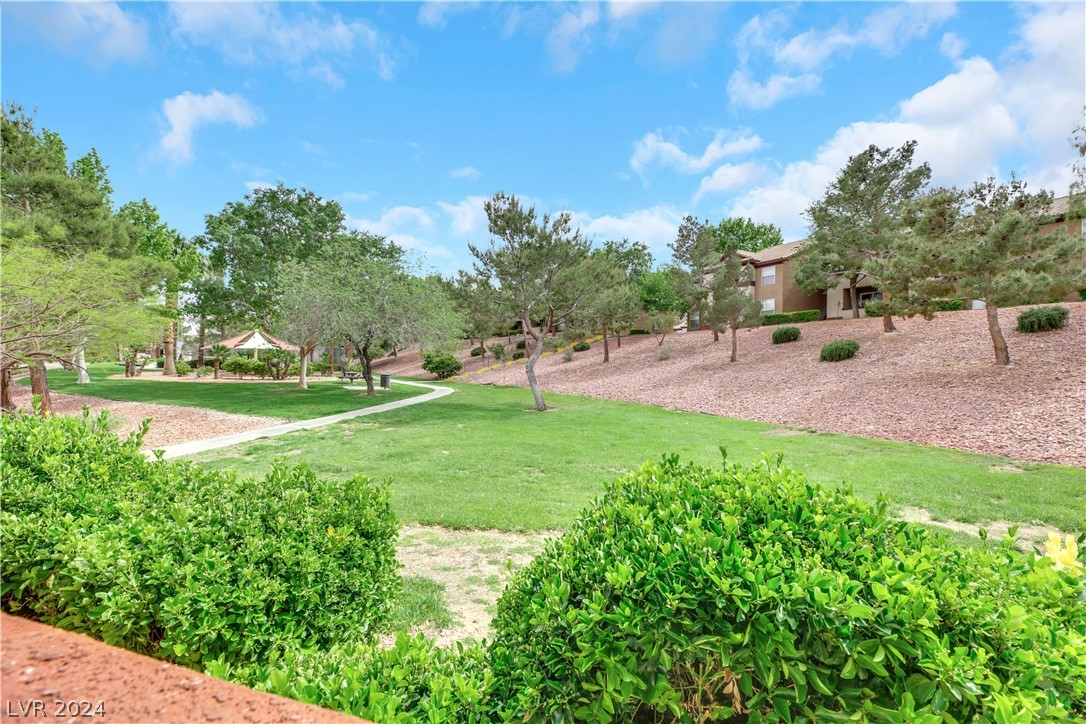231 West Horizon Ridge Parkway 1112