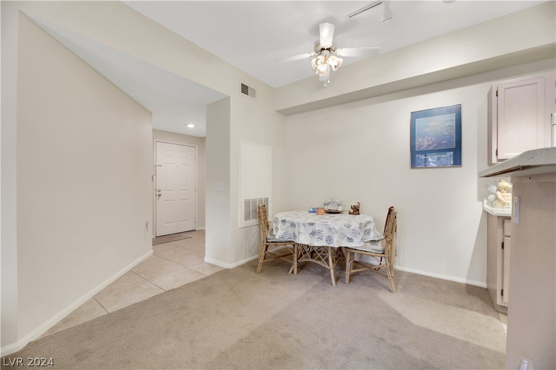 231 West Horizon Ridge Parkway 1112