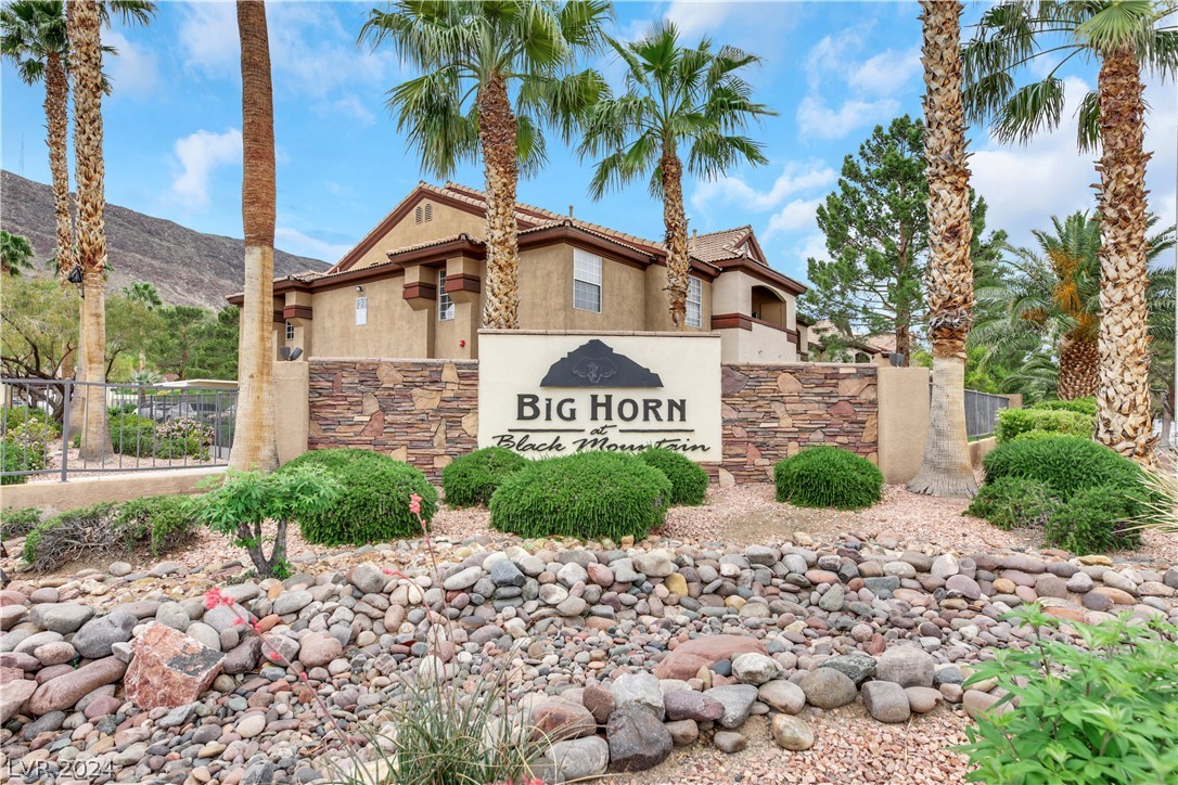 231 West Horizon Ridge Parkway 1112