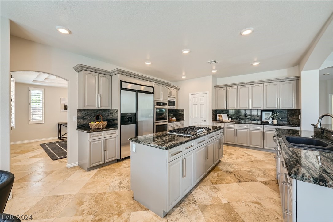 34 Tamarron Cliffs Street