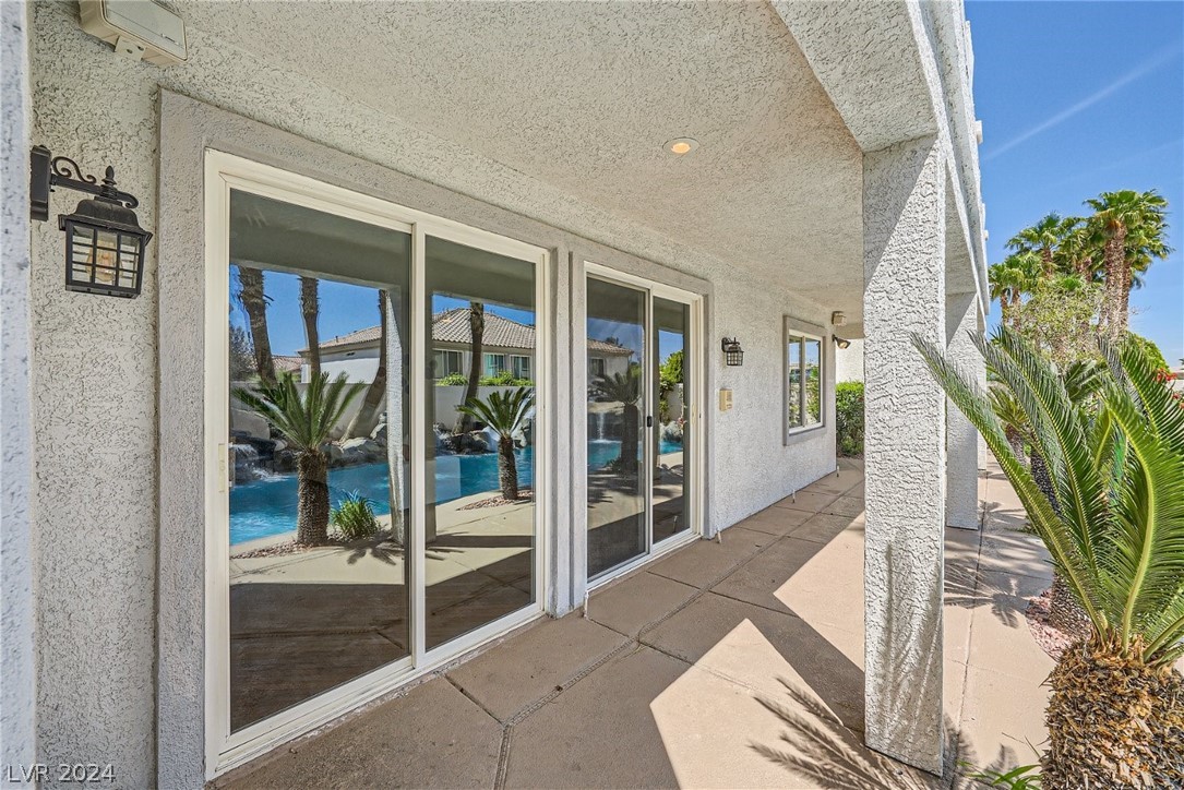 34 Tamarron Cliffs Street