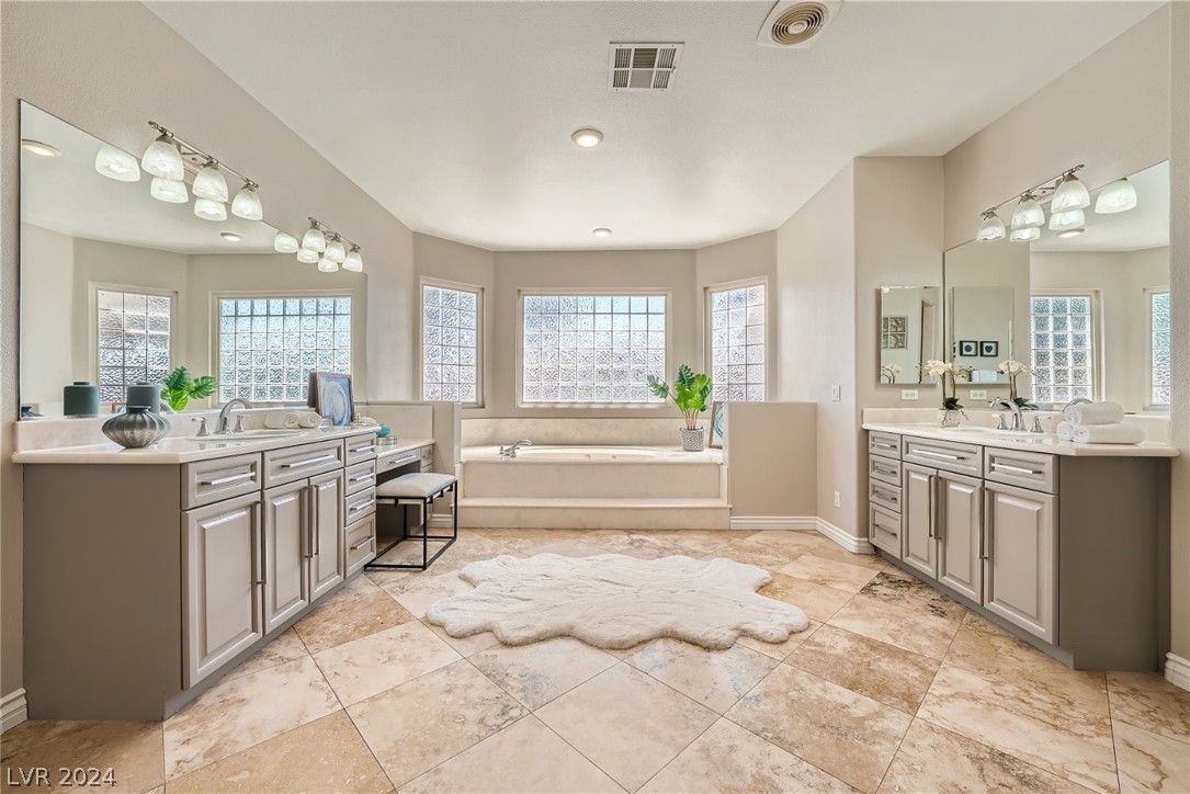 34 Tamarron Cliffs Street