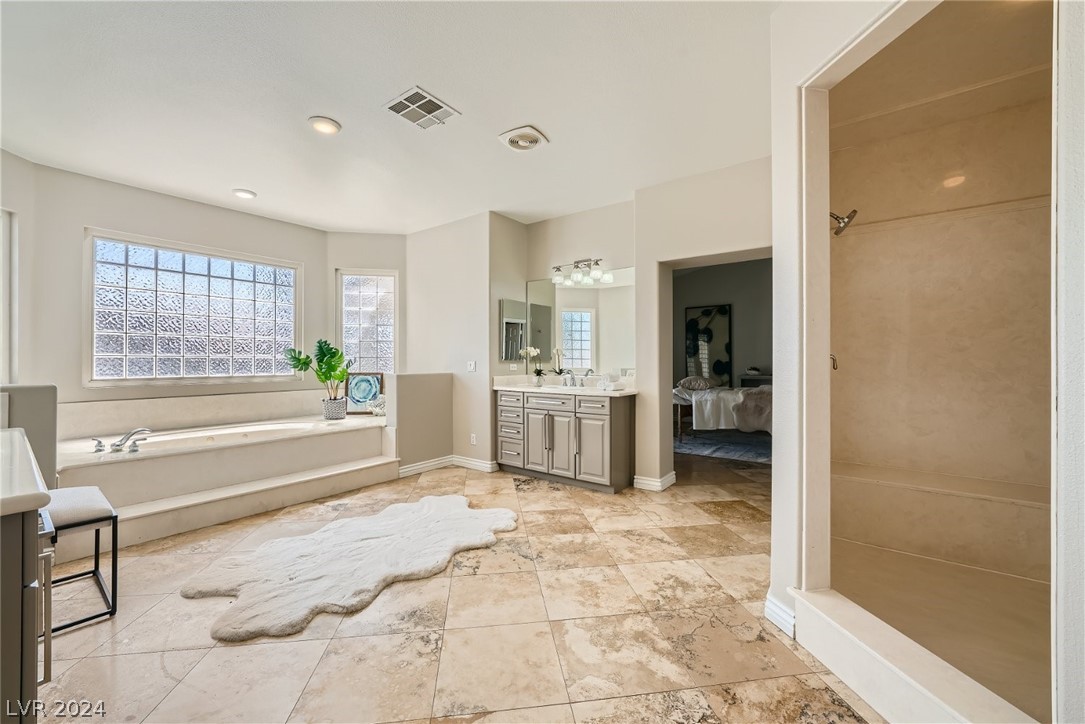 34 Tamarron Cliffs Street