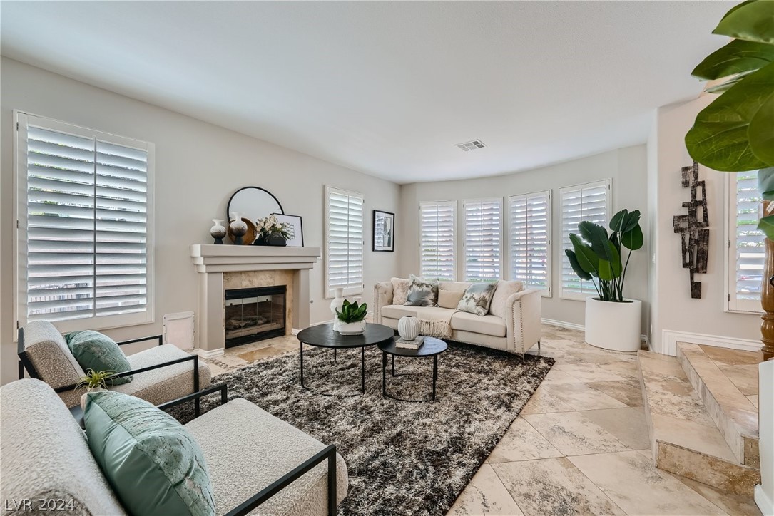 34 Tamarron Cliffs Street