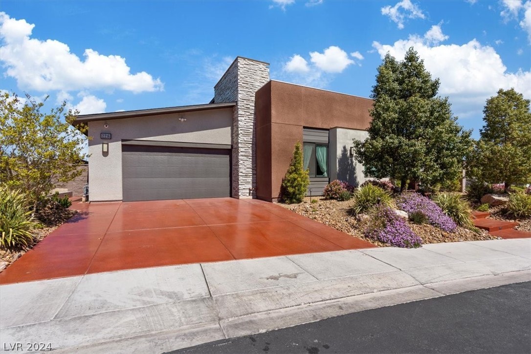 2216 Sky Pointe Ridge Drive