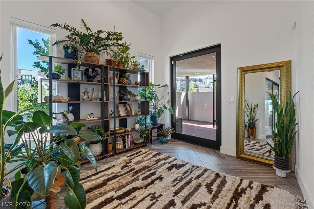 2216 Sky Pointe Ridge Drive