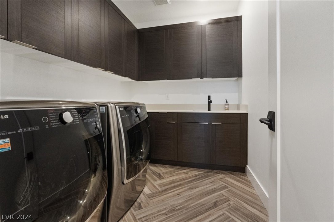 2216 Sky Pointe Ridge Drive