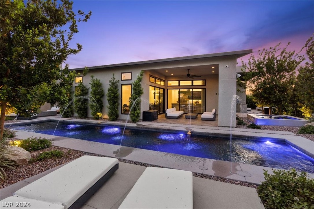 2216 Sky Pointe Ridge Drive