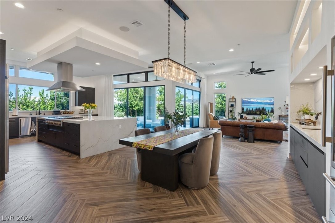 2216 Sky Pointe Ridge Drive