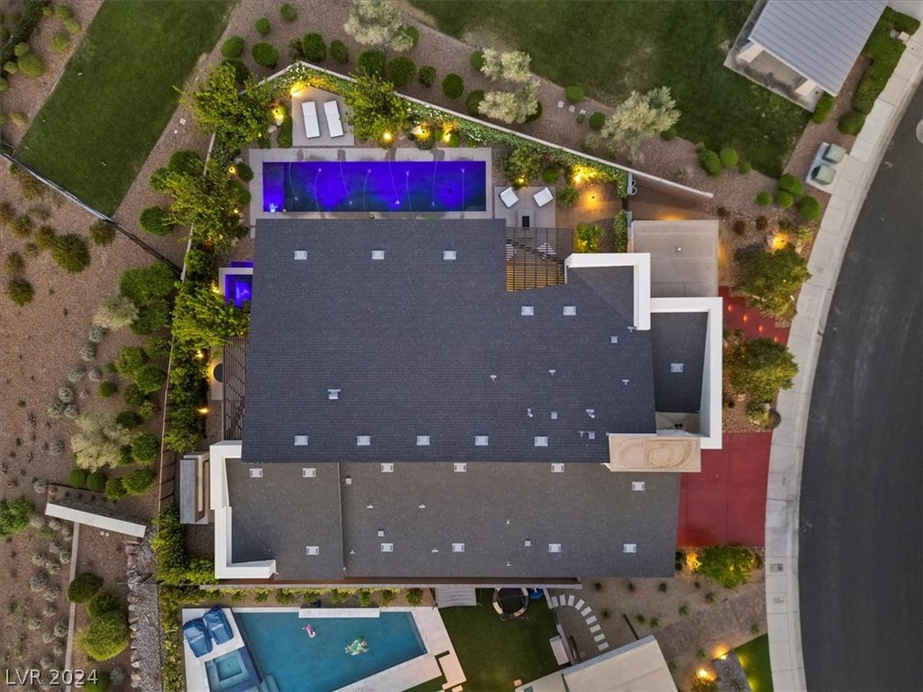 2216 Sky Pointe Ridge Drive