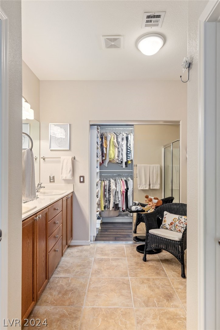 4750 Regalo Bello Street 0