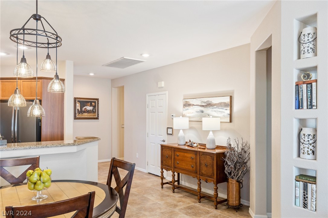 4750 Regalo Bello Street 0