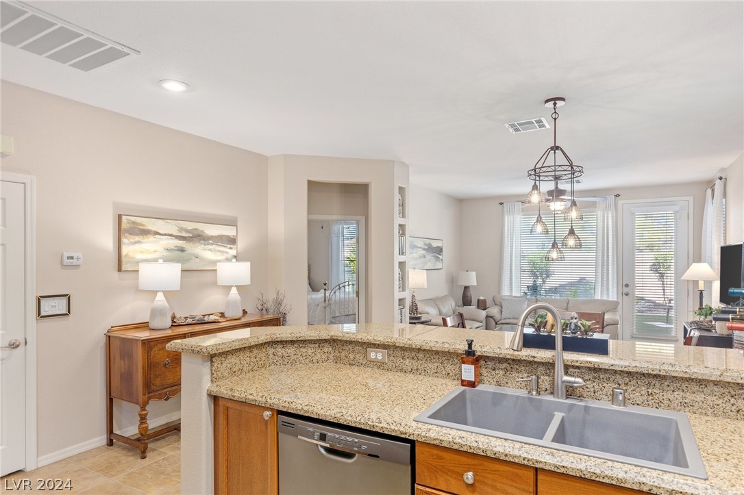 4750 Regalo Bello Street 0