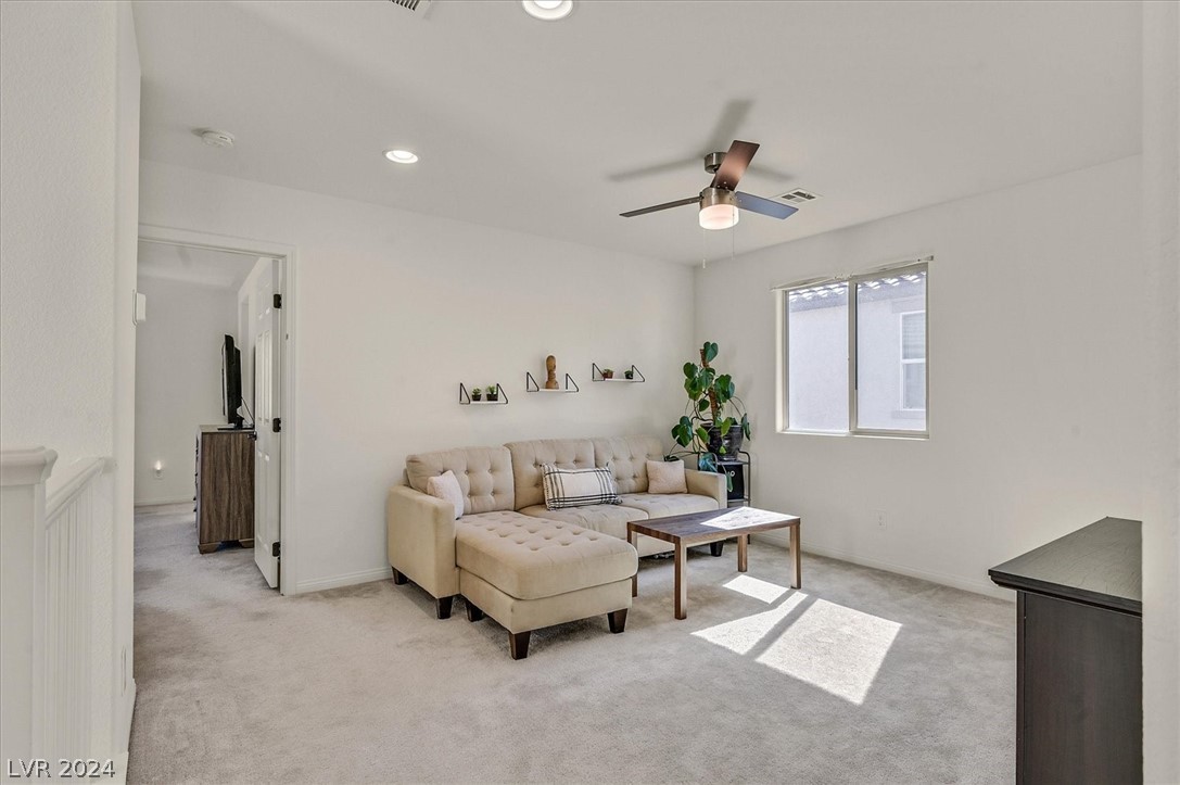 387 Elks Peak Avenue