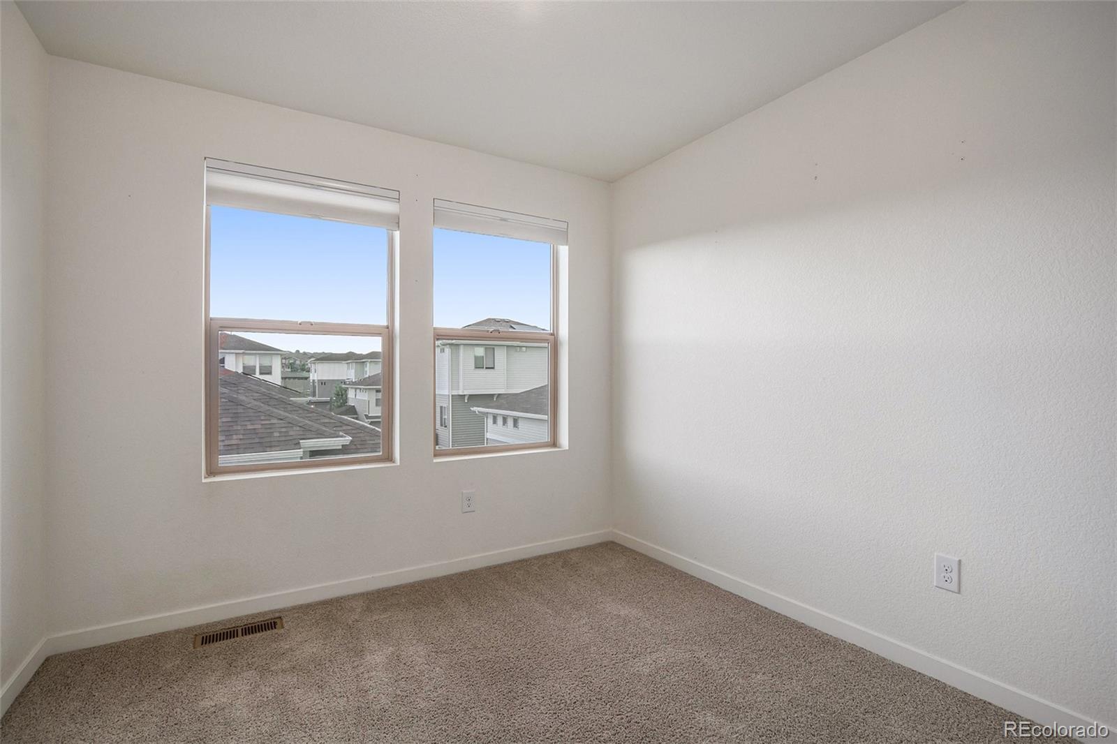 3736 Sanguine Circle