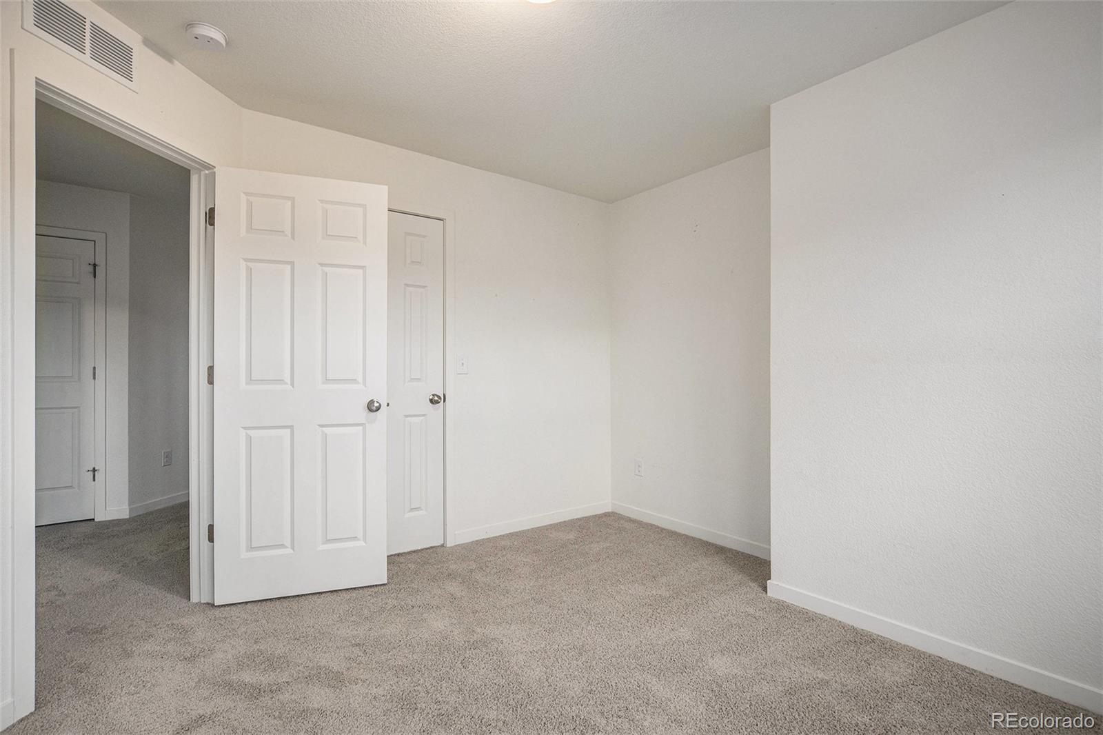 3736 Sanguine Circle