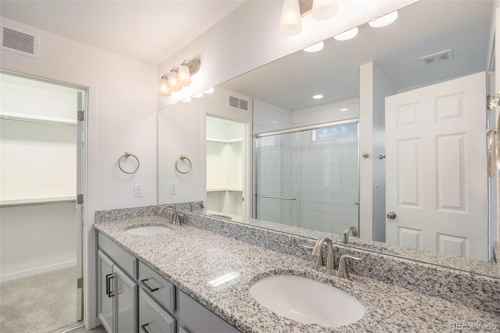 3736 Sanguine Circle