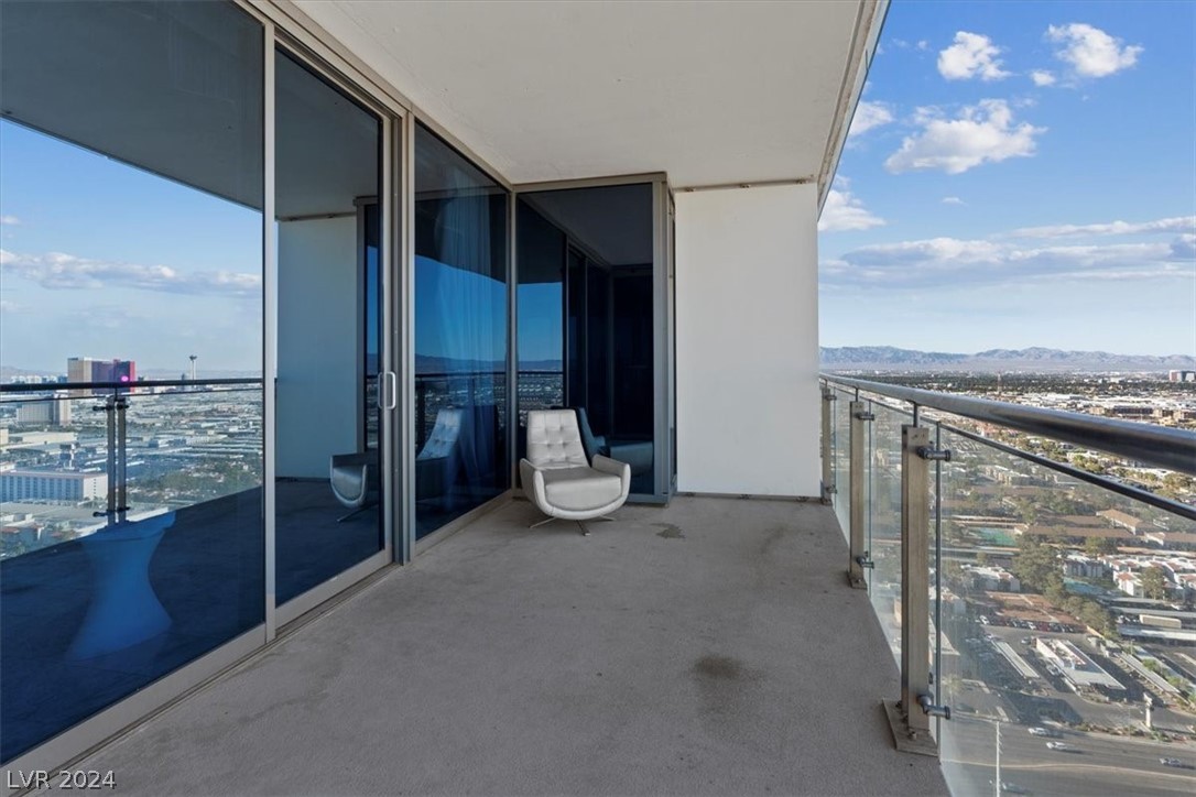4381 West Flamingo Road 3522
