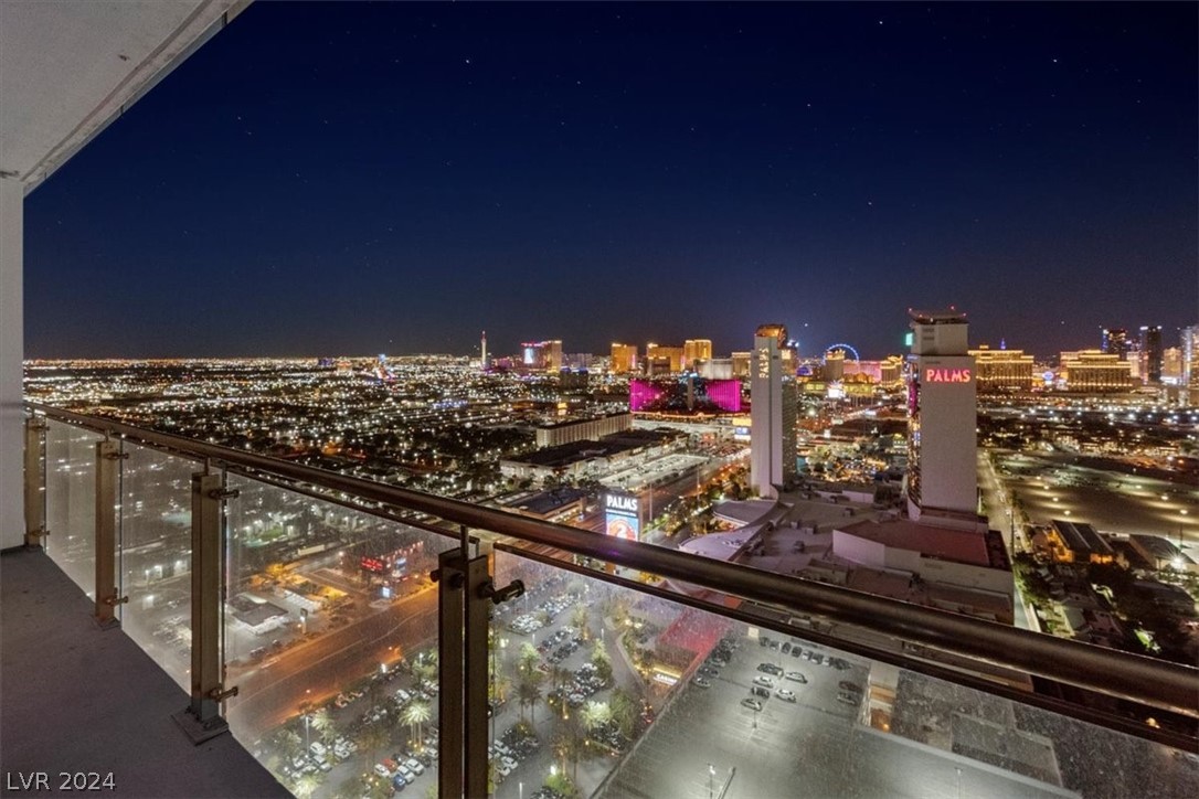 4381 West Flamingo Road 3522