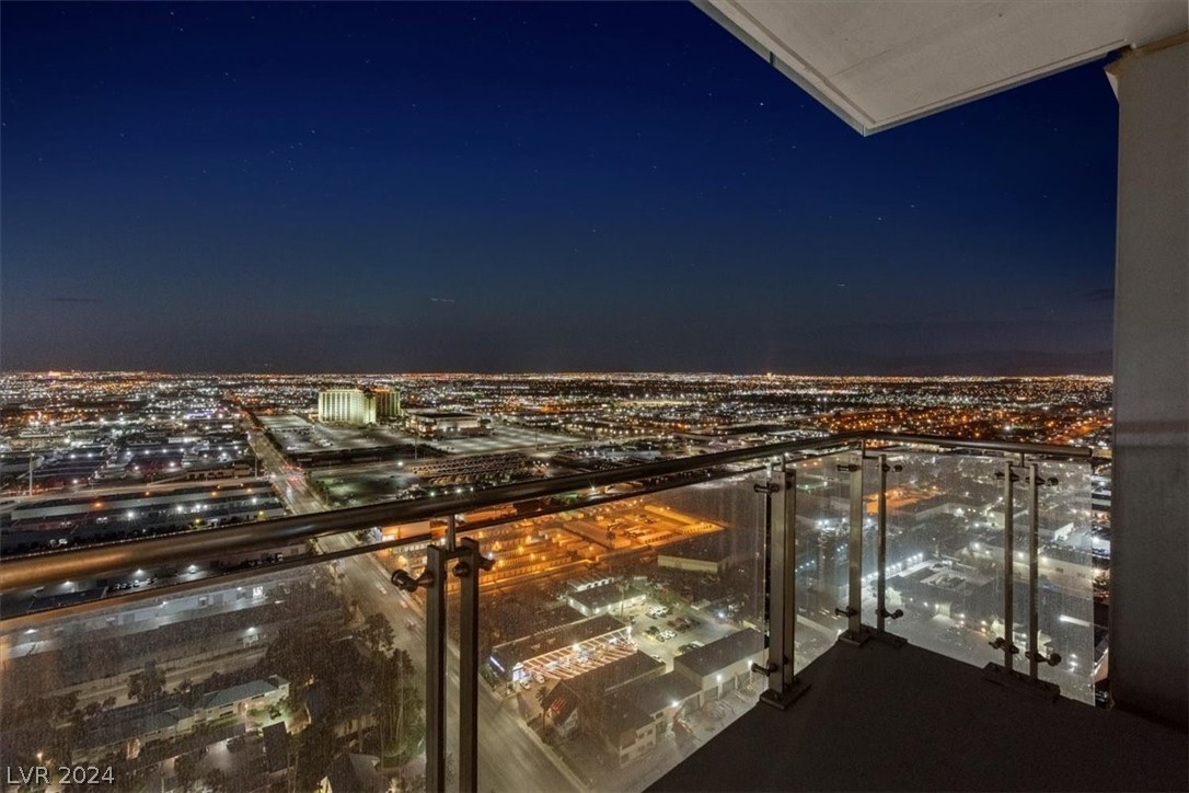 4381 West Flamingo Road 3522