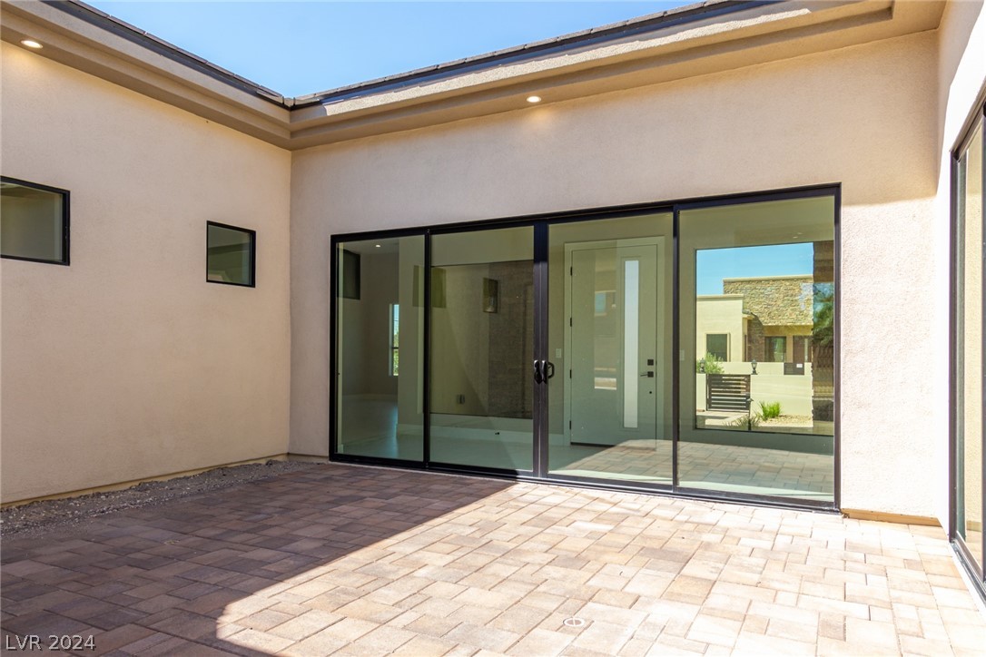 7052 Maverick Street