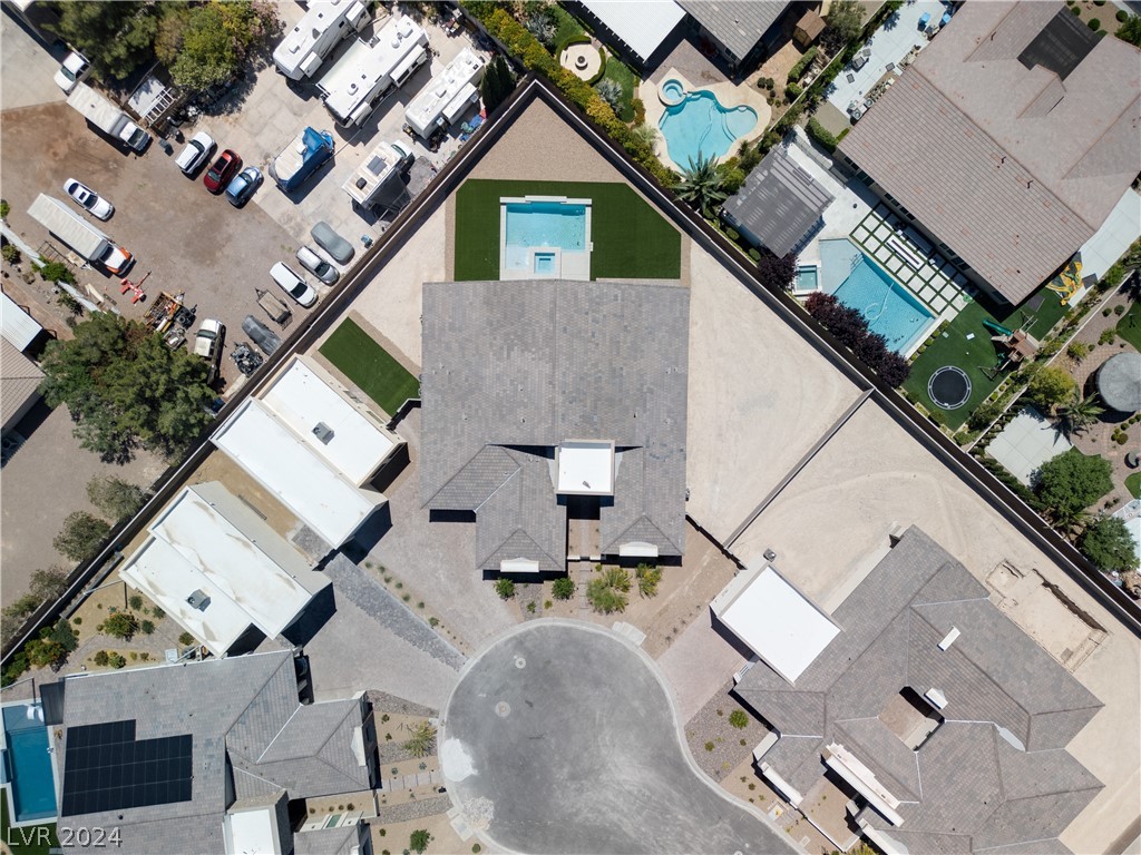 7052 Maverick Street