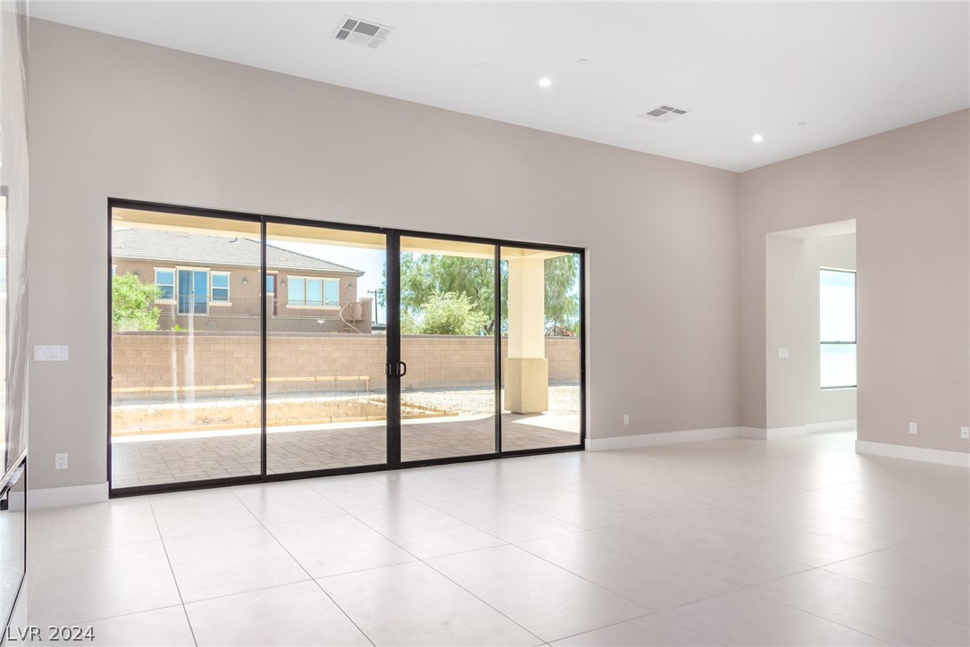 7052 Maverick Street