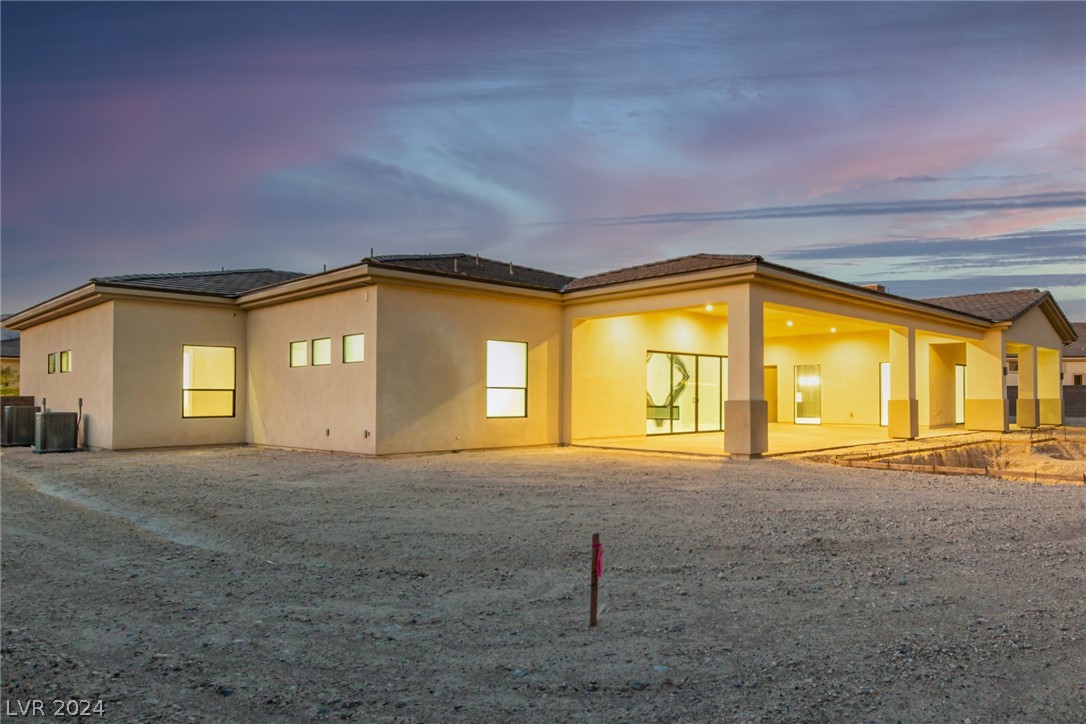 7052 Maverick Street