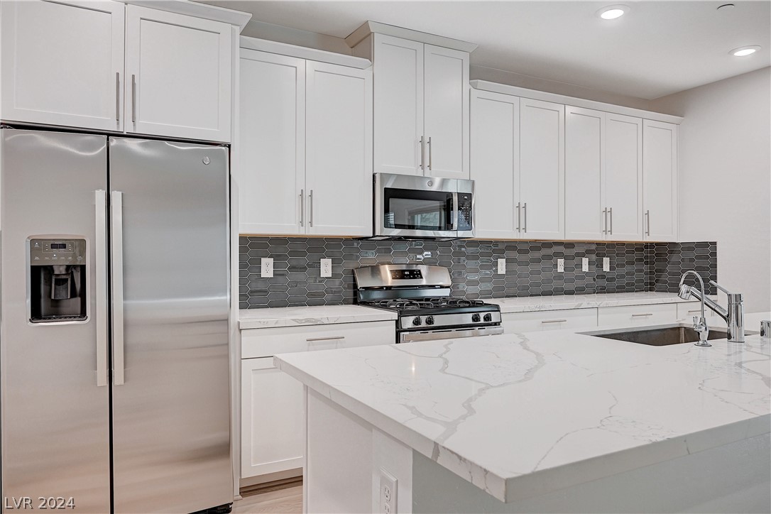 600 North Carriage Hill Drive 1163