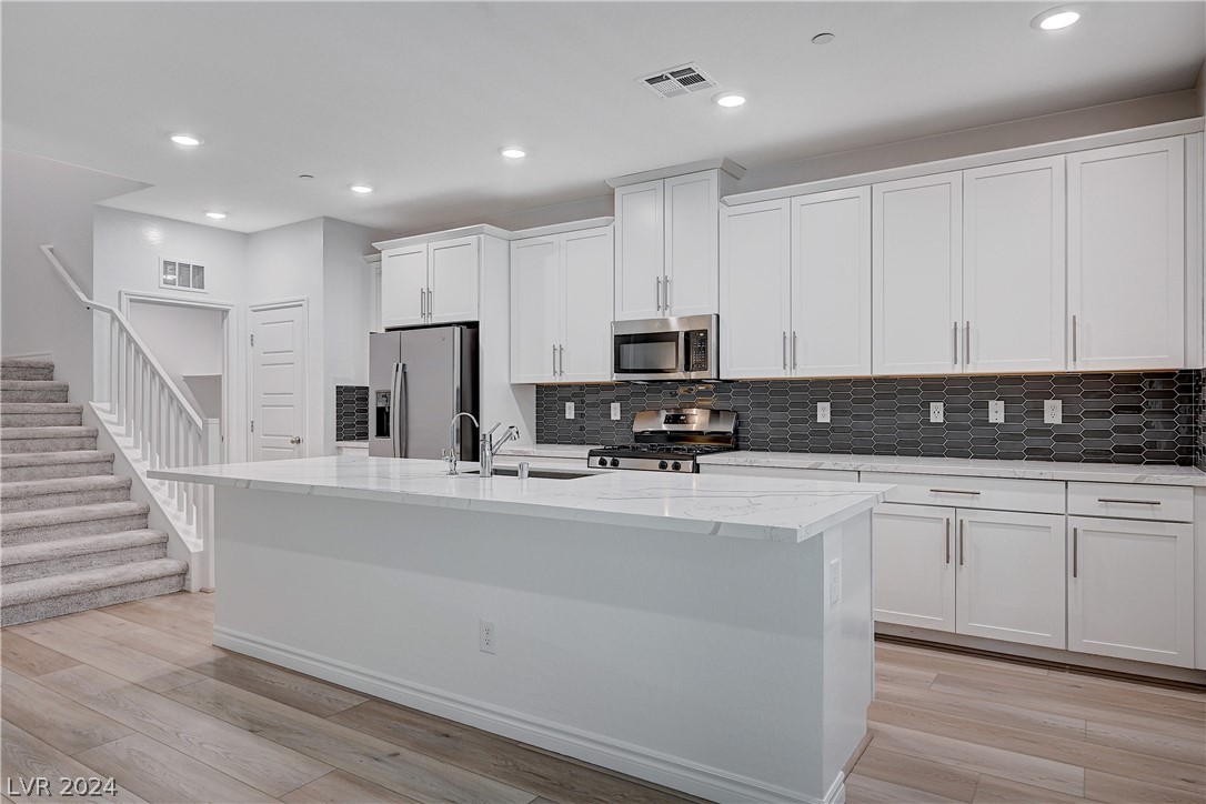 600 North Carriage Hill Drive 1163