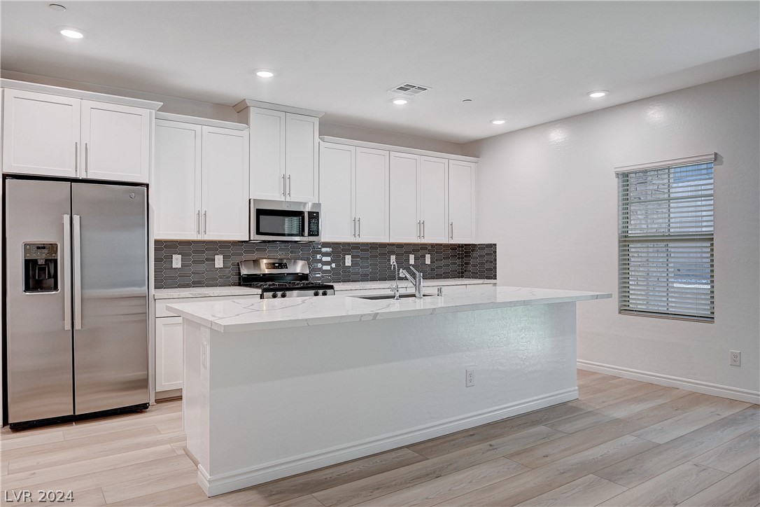 600 North Carriage Hill Drive 1163