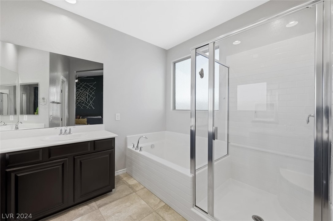 6037 Dover Palace Street