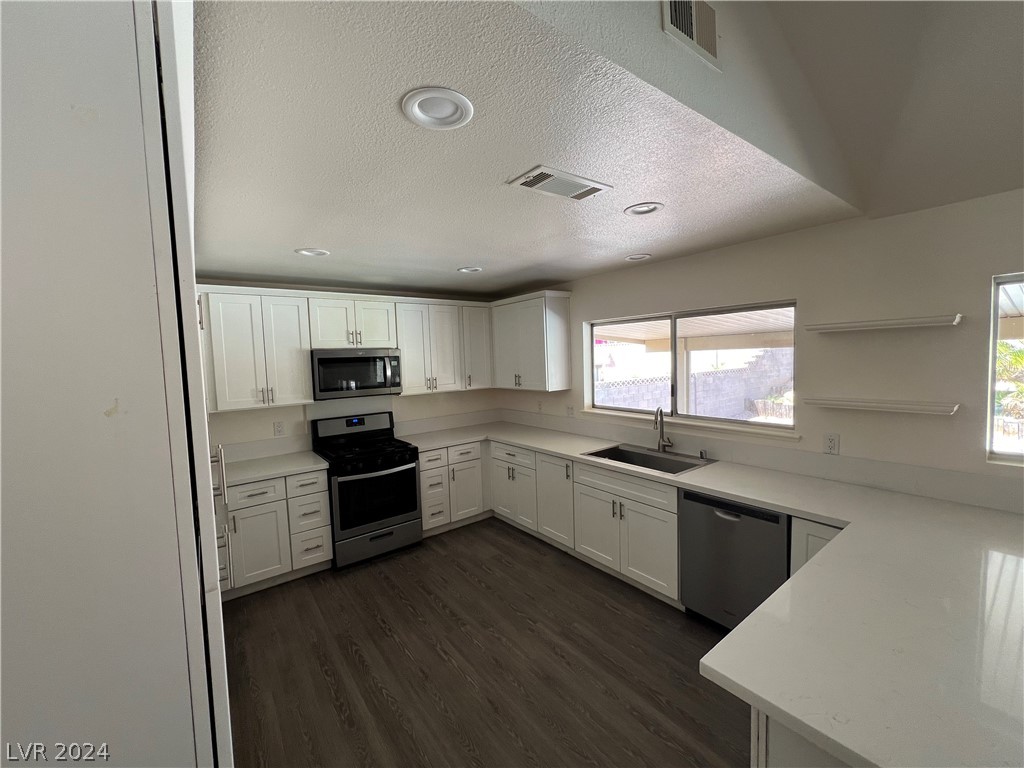 1912 Piccolo Way