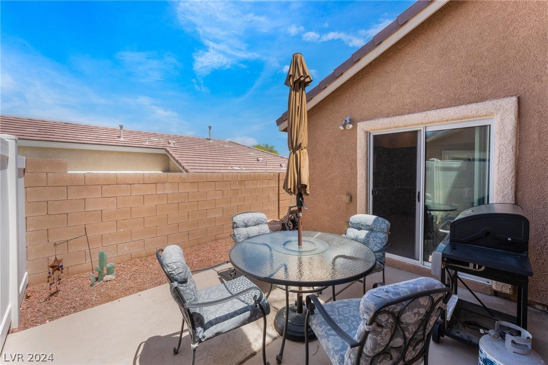 5362 Blue Oat Avenue 0