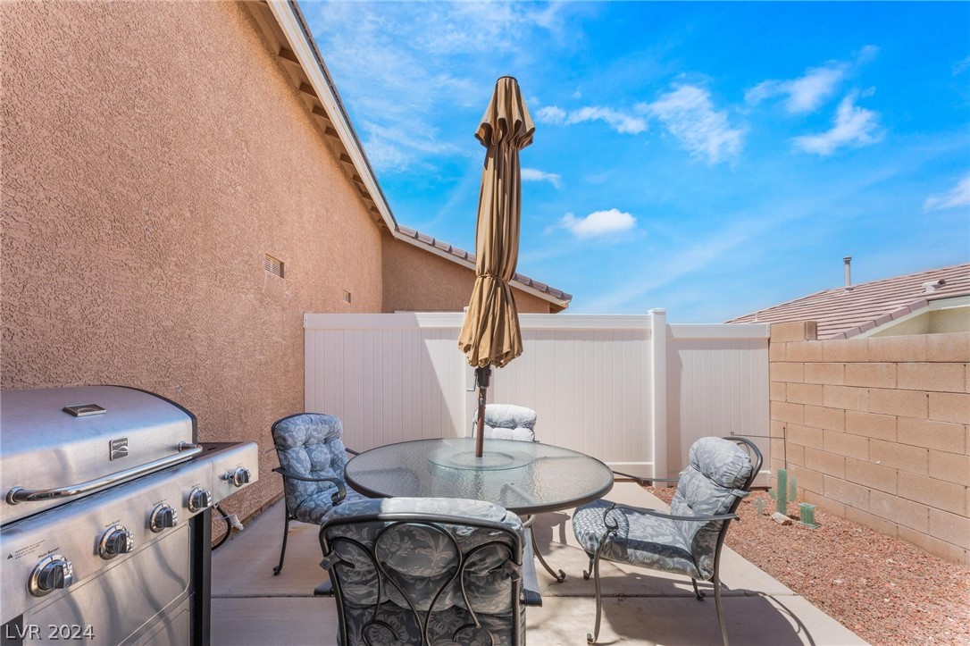 5362 Blue Oat Avenue 0