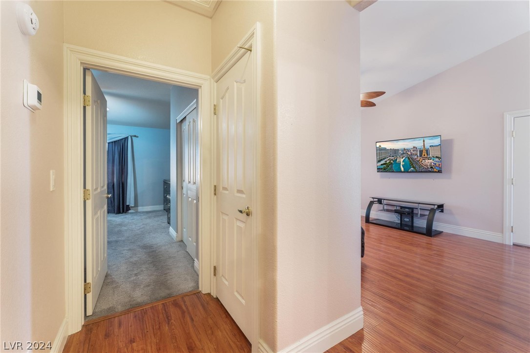 5362 Blue Oat Avenue 0