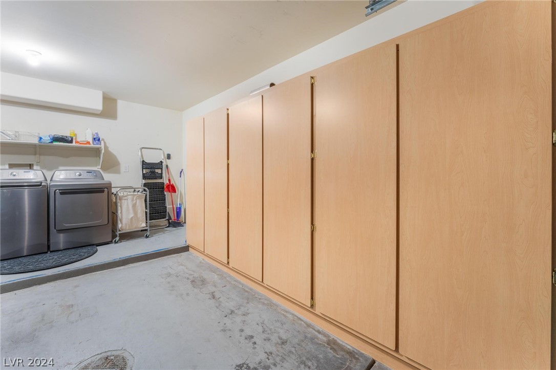 5362 Blue Oat Avenue 0