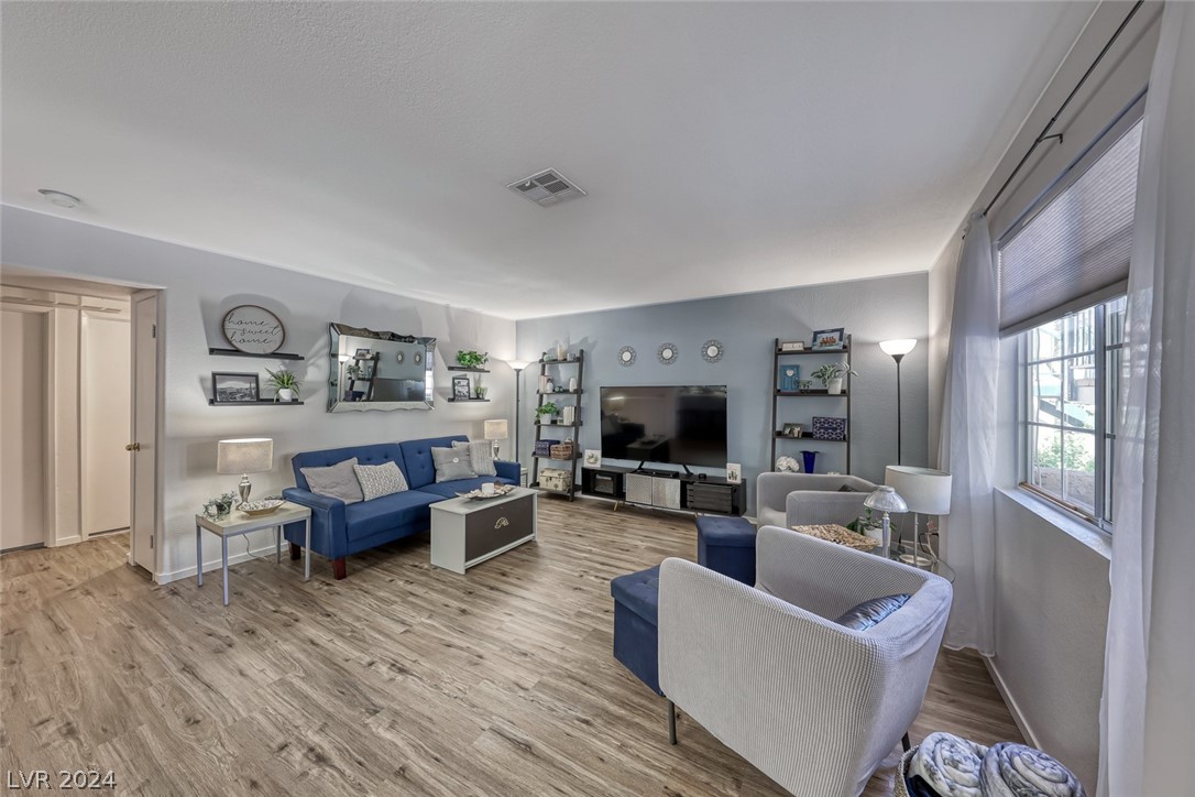 8410 Eldora Avenue 1030