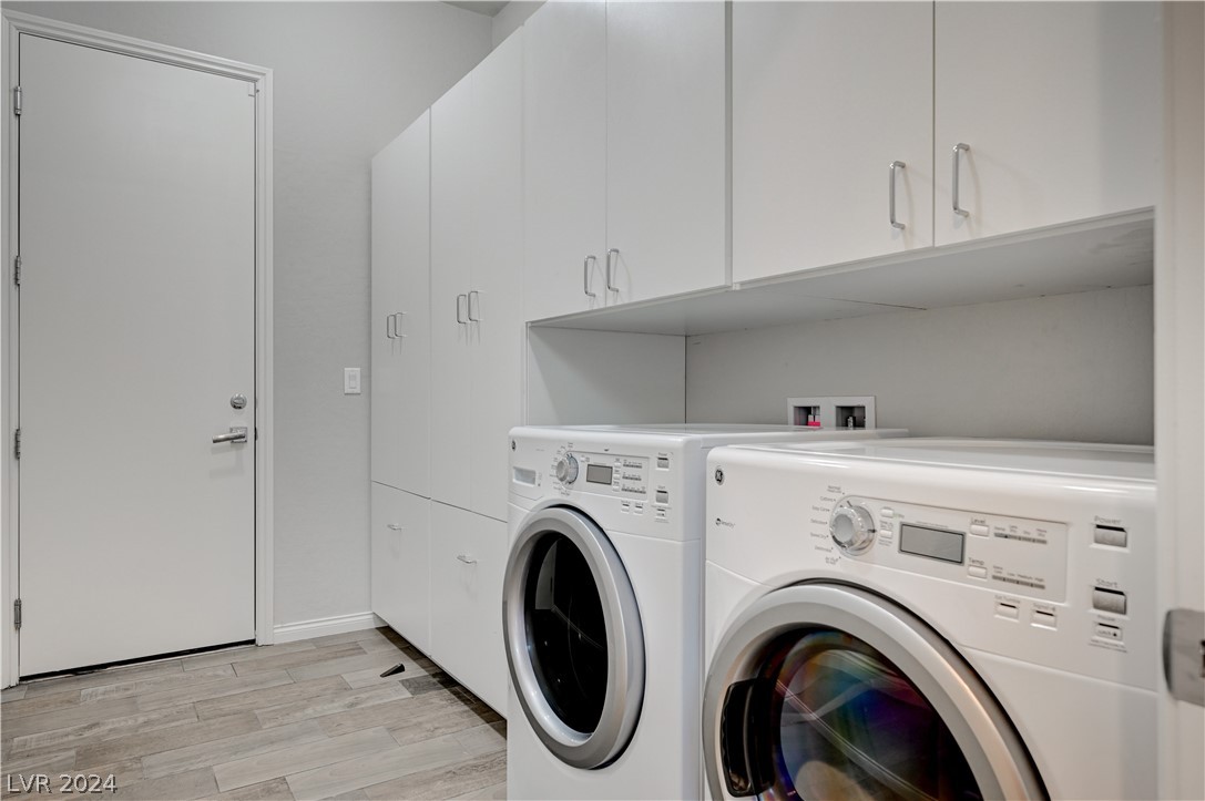 10433 Ember Rose Avenue