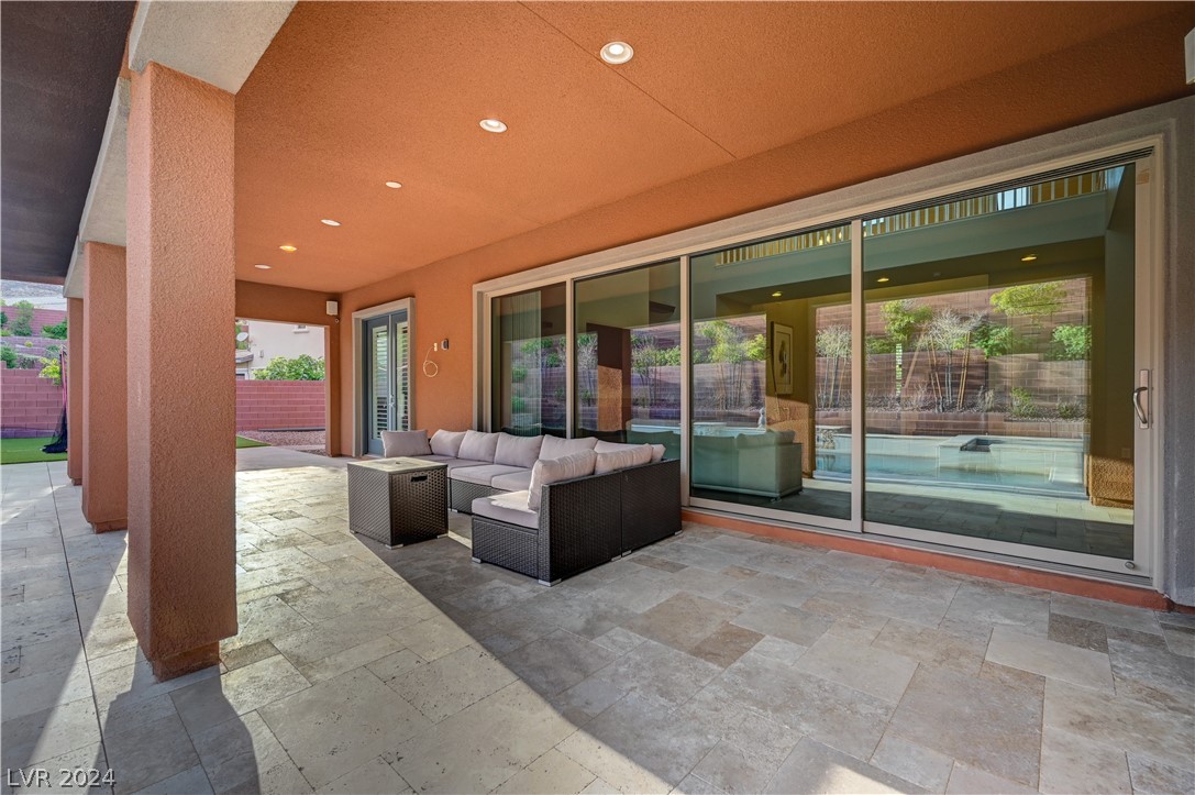 10433 Ember Rose Avenue