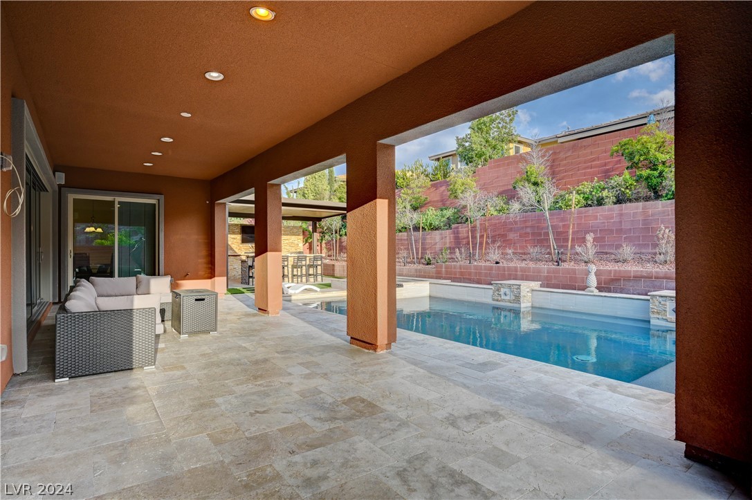 10433 Ember Rose Avenue