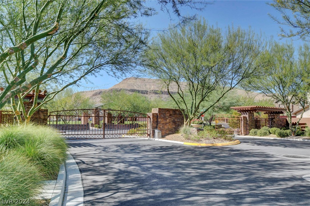 10433 Ember Rose Avenue