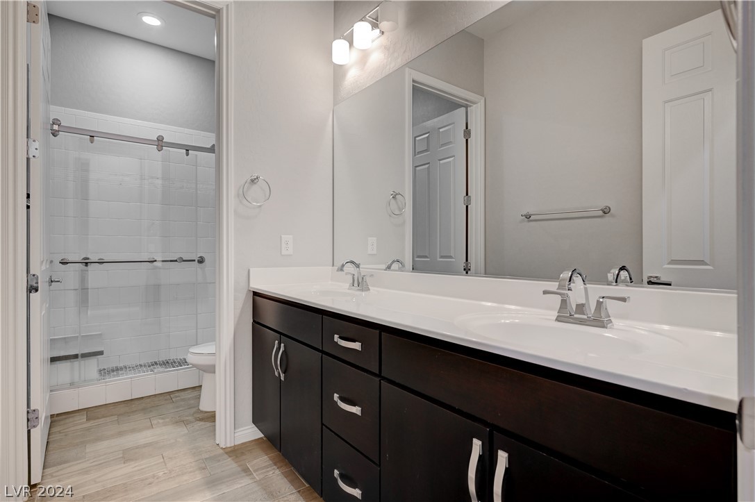 10433 Ember Rose Avenue