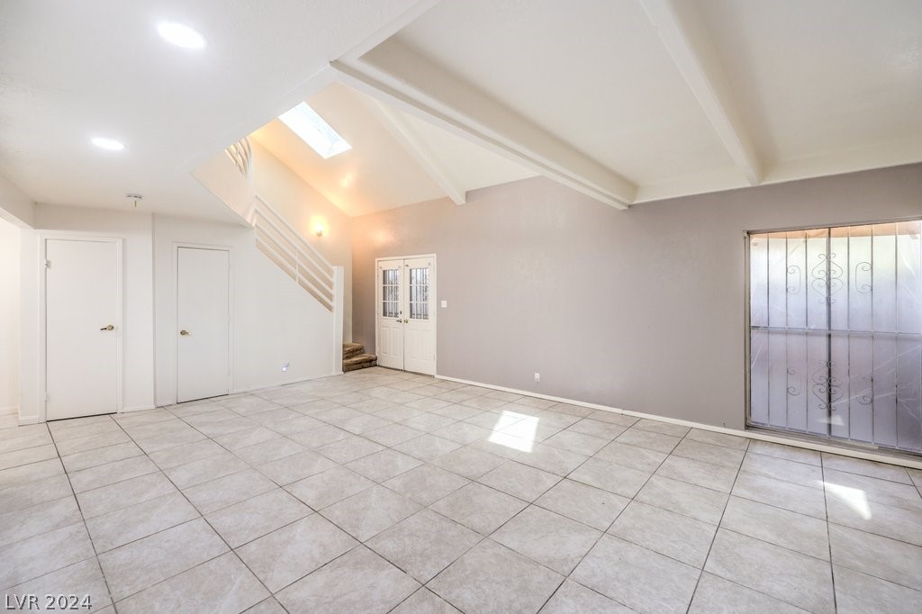4059 Village Square