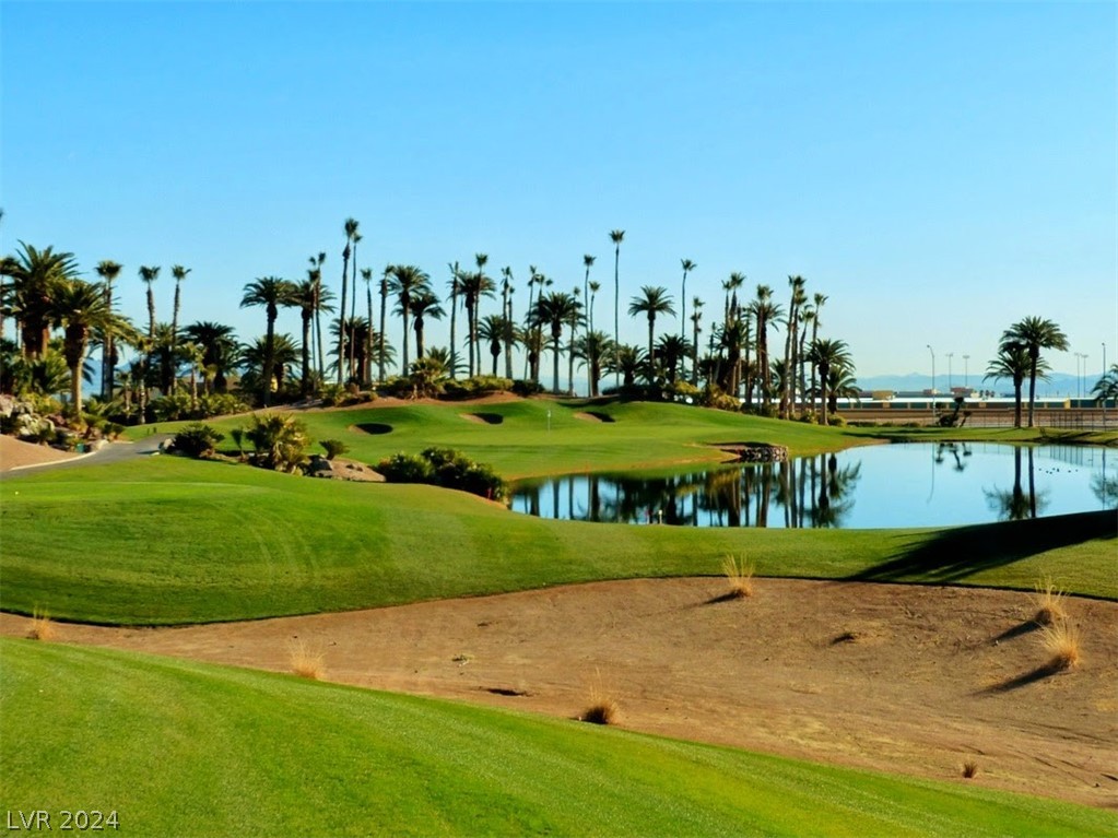 195 Broken Putter Way