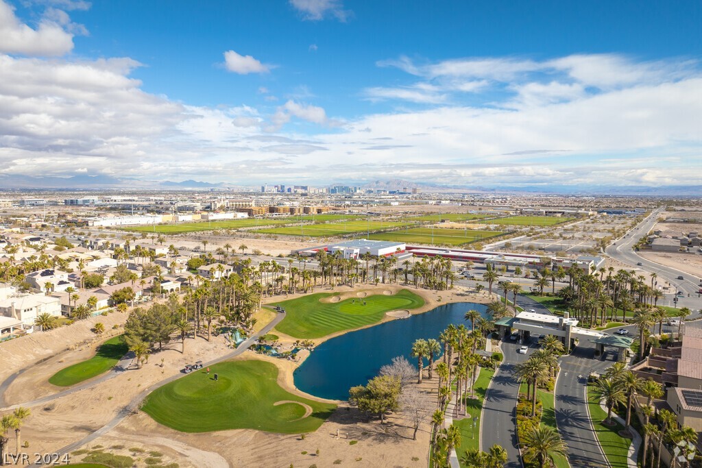 195 Broken Putter Way