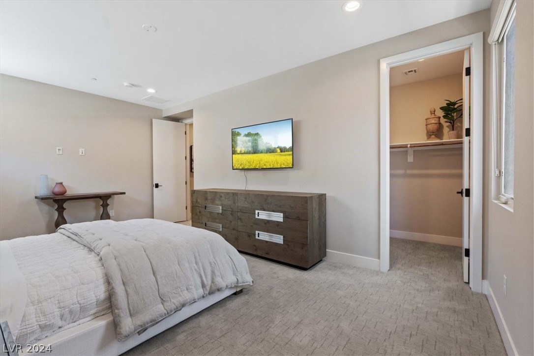 2195 Skyline Heights Lane