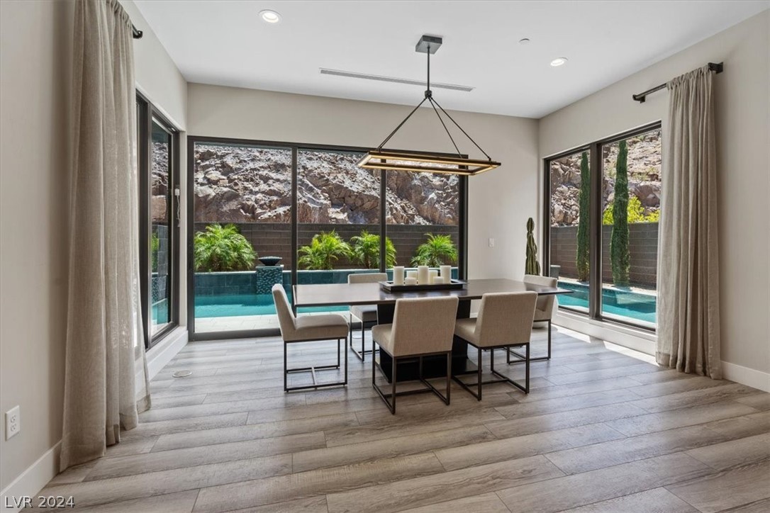 2195 Skyline Heights Lane