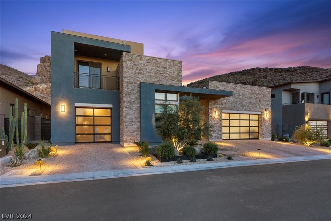 2195 Skyline Heights Lane