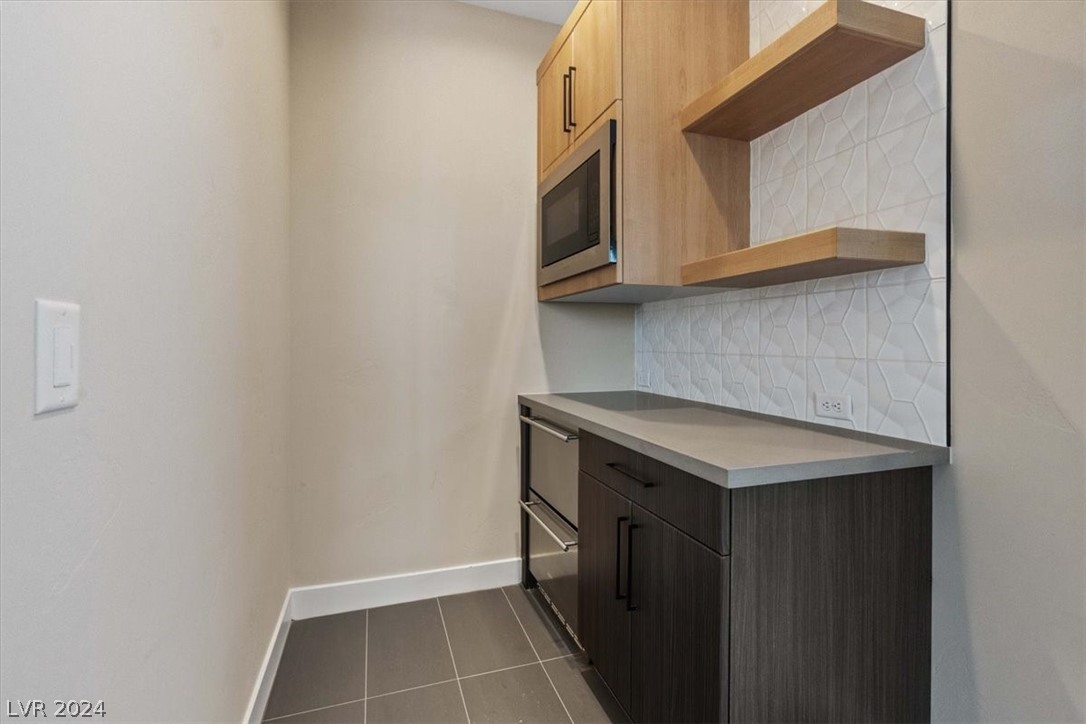 2195 Skyline Heights Lane